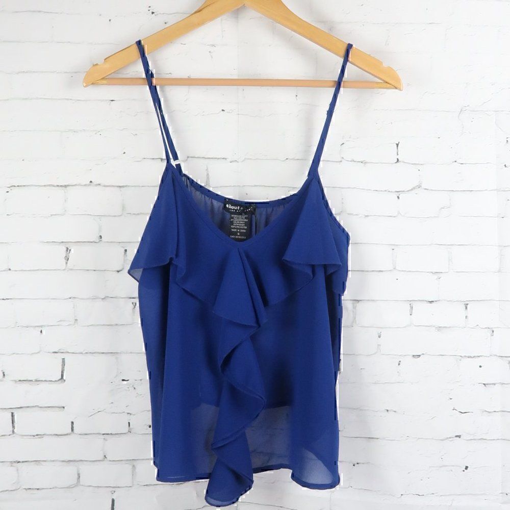 ABOUT A GIRL BLUE SPAGHETTI STRAP RUFFLE FRONT TOP SIZE SMALL